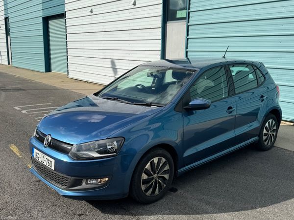 Volkswagen Polo Hatchback, Petrol, 2016, Blue