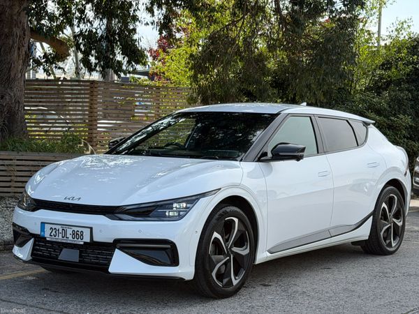 Kia EV6 SUV, Electric, 2023, White