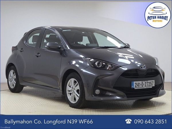 Toyota Yaris Hatchback, Petrol Hybrid, 2024, Grey