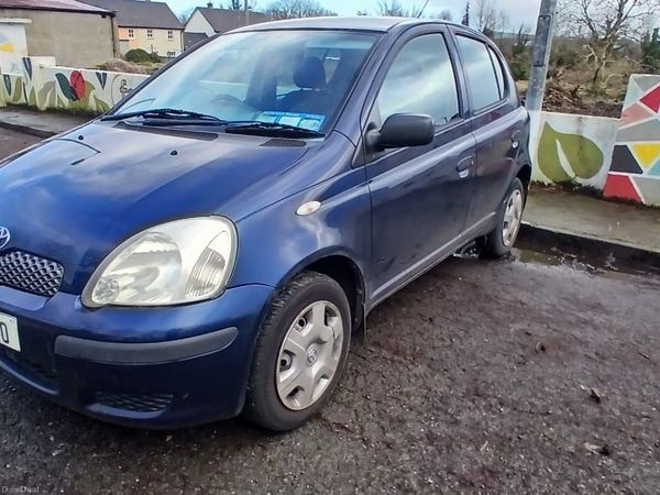 Toyota Yaris Hatchback, Petrol, 2005, Blue