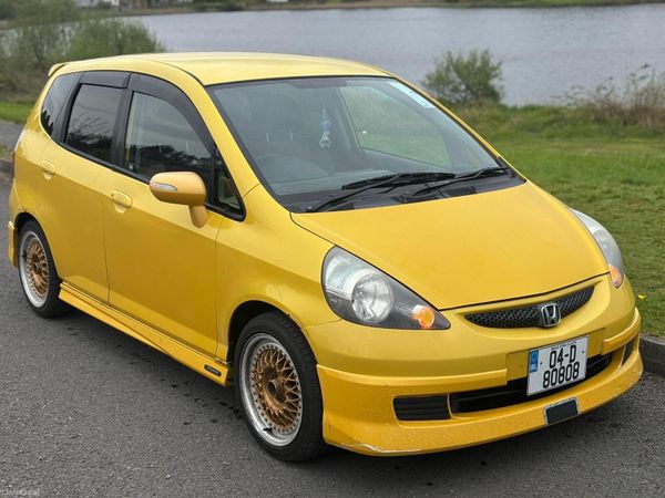 Honda Fit Hatchback, Petrol, 2004, Yellow