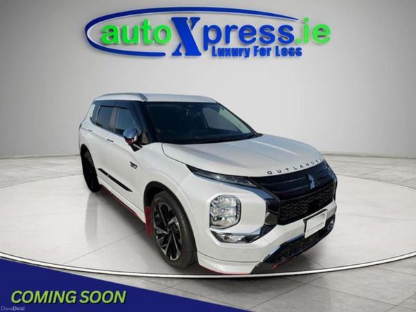 Mitsubishi Outlander SUV, Petrol Plug-in Hybrid, 2022, White
