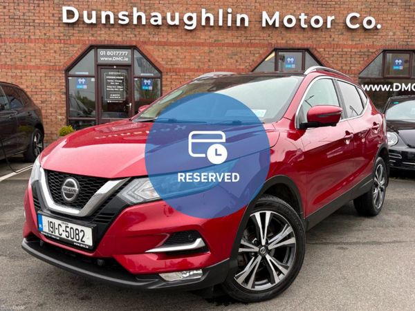 Nissan Qashqai MPV, Diesel, 2019, Red