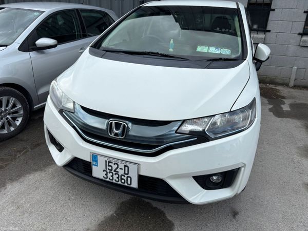 Honda Fit Hatchback, Petrol Hybrid, 2015, White
