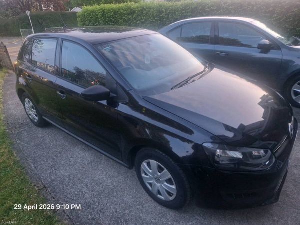 Ford Fiesta Hatchback, Petrol, 2011, Red
