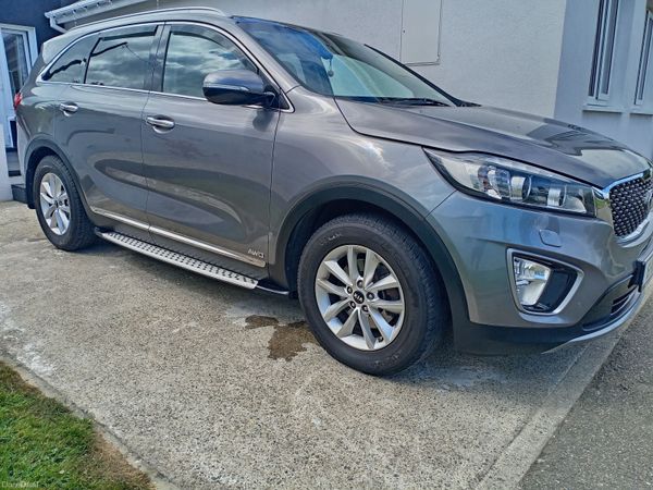 Kia Sorento SUV, Diesel, 2016, Grey