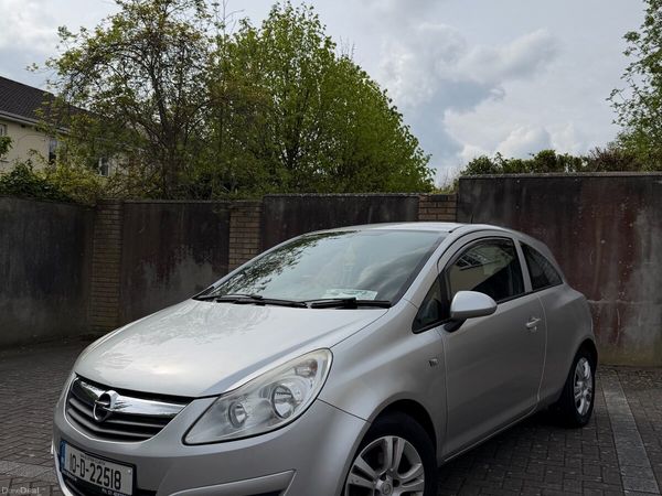 Opel Corsa Hatchback, Petrol, 2010, Silver