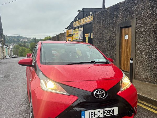 Toyota Aygo Hatchback, Petrol, 2018, Red