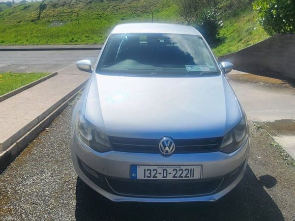 Volkswagen Polo Hatchback, Petrol, 2013, Silver