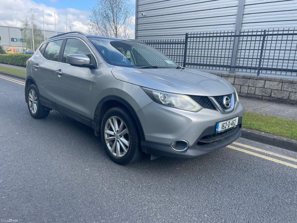 Nissan Qashqai Hatchback, Diesel, 2016, Silver