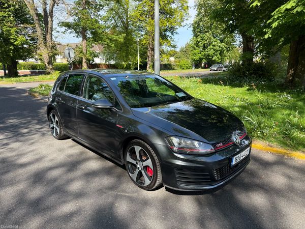 Volkswagen Golf Estate, Petrol, 2016, Grey