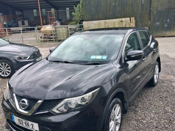 Nissan Qashqai Hatchback, Diesel, 2015, Black