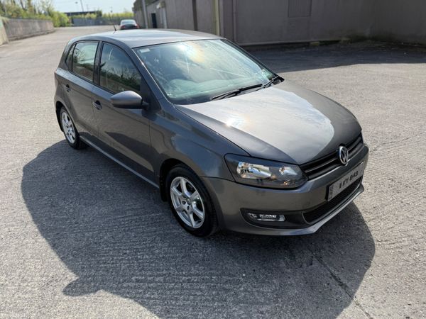 Volkswagen Polo Hatchback, Petrol, 2011, Grey