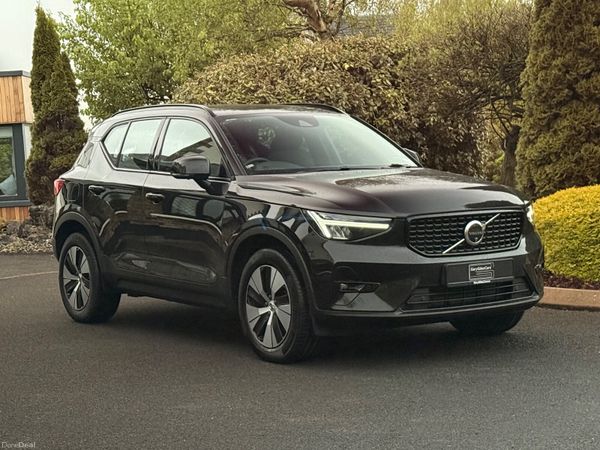 Volvo XC40 SUV, Petrol Hybrid, 2023, Black