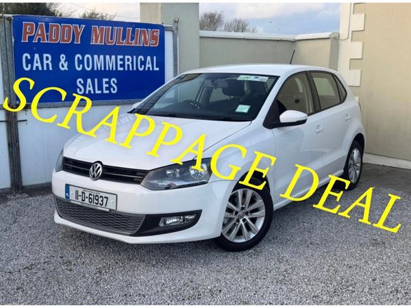 Volkswagen Polo Hatchback, Petrol, 2011, White