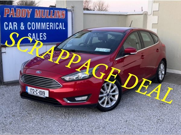 Ford Focus Hatchback, Diesel, 2017, Red