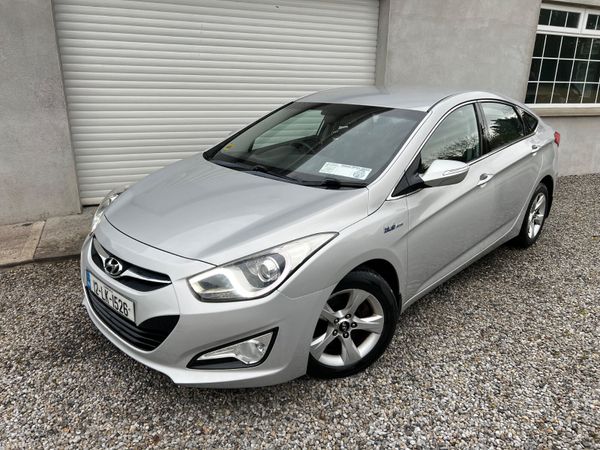 Hyundai i40 Saloon, Diesel, 2012, Silver