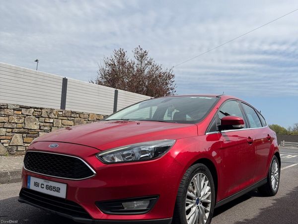 Ford Focus Hatchback, Diesel, 2016, Red