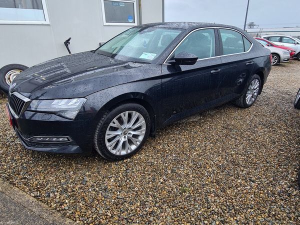 Skoda Superb Saloon, Diesel, 2023, Black