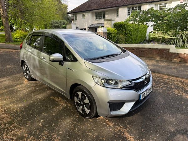 Honda Fit Hatchback, Hybrid, 2016, Silver