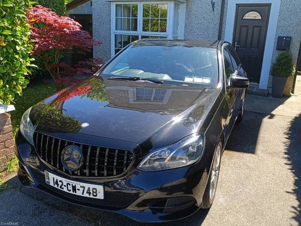 Mercedes-Benz E-Class Saloon, Diesel, 2014, Black