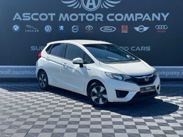 Honda Fit Hatchback, Petrol Hybrid, 2014, White