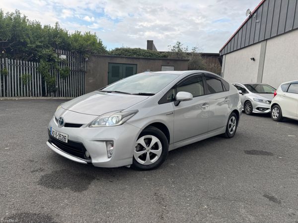Toyota Prius Hatchback, Petrol Hybrid, 2014, Silver