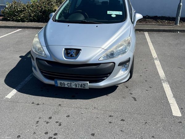 Peugeot 308 Hatchback, Diesel, 2009, Silver