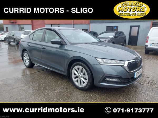 Skoda Octavia Saloon, Diesel, 2021, Grey