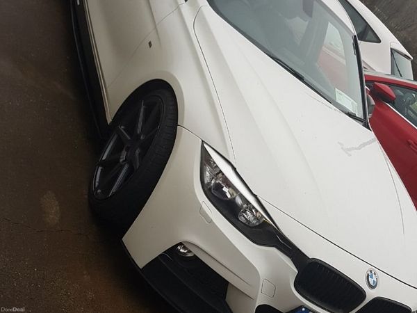 BMW 3-Series Saloon, Diesel, 2012, White