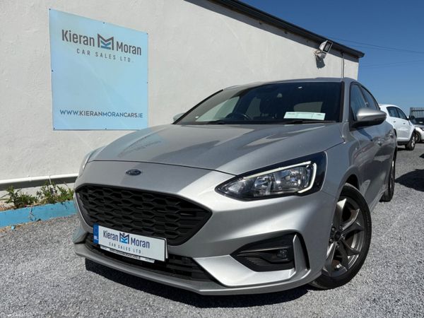 Ford Focus Hatchback, Diesel, 2019, Silver