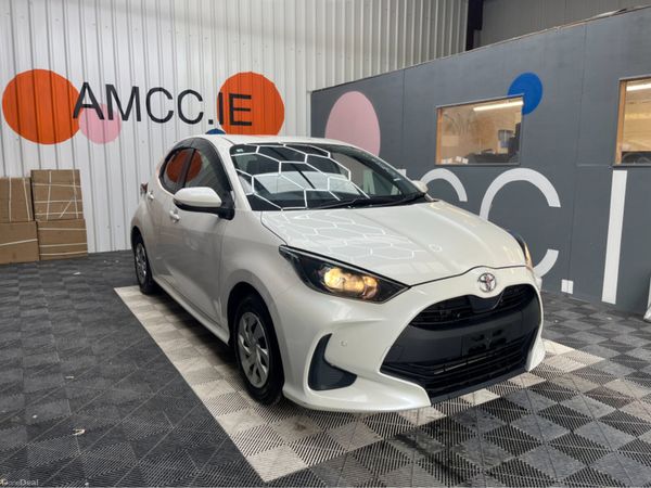 Toyota Yaris Hatchback, Petrol, 2020, White
