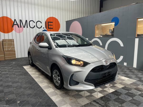 Toyota Yaris Hatchback, Petrol, 2020, Silver