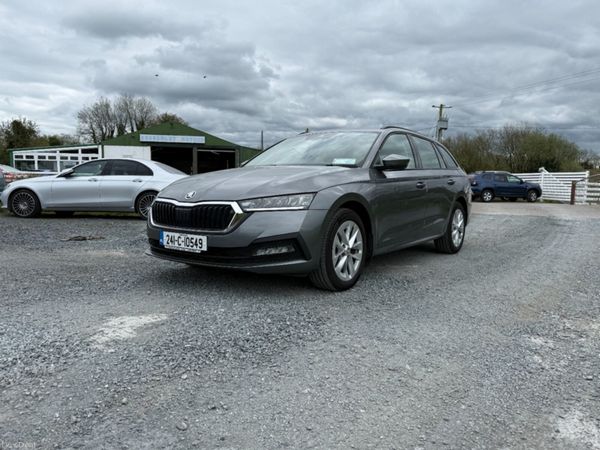 Skoda Octavia Estate, Diesel, 2024, Grey