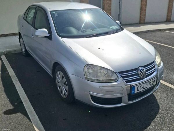 Volkswagen Jetta , Petrol, 2005, Silver
