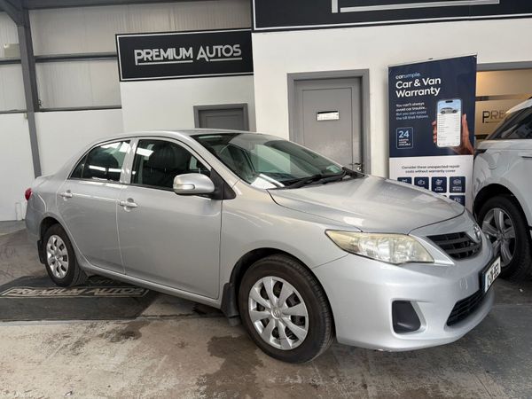 Toyota Corolla Saloon, Diesel, 2012, Silver
