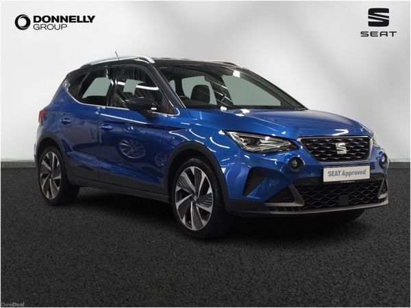 SEAT Arona Hatchback, Petrol, 2022, Blue