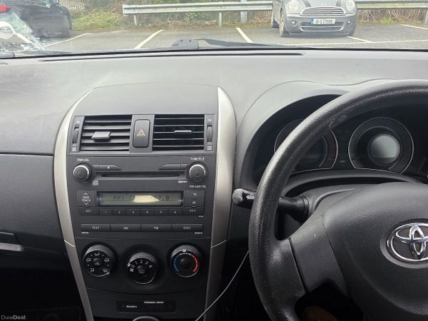 Toyota Corolla Saloon, Petrol, 2008, Grey