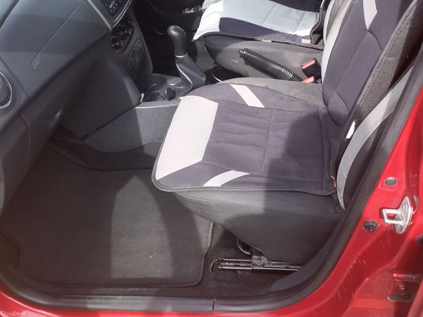 Dacia Logan Estate, Diesel, 2015, Red