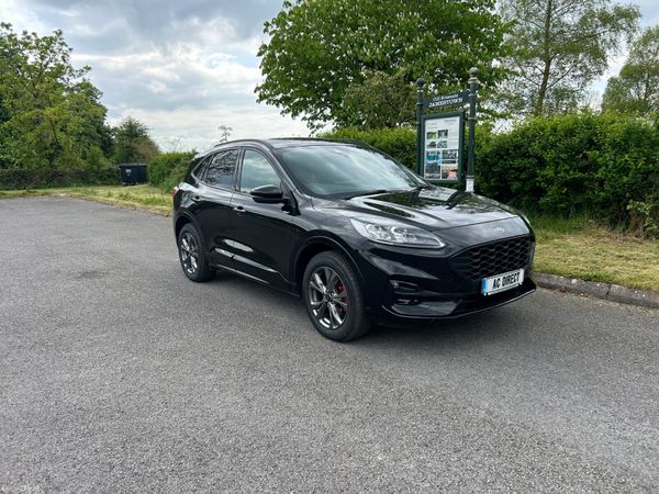Ford Kuga SUV, Petrol Hybrid, 2023, Black