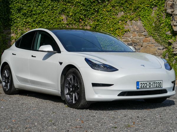 Tesla Model 3 Saloon, Electric, 2022, White