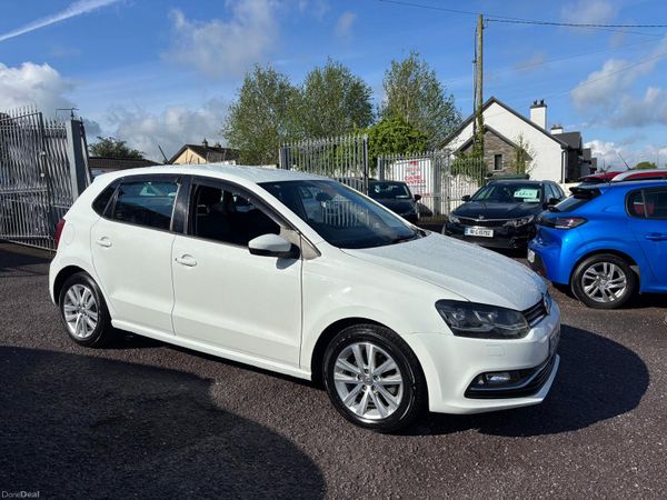 Volkswagen Polo Hatchback, Petrol, 2017, White