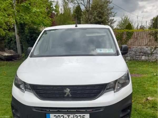 Peugeot Partner MPV, Diesel, 2020, White