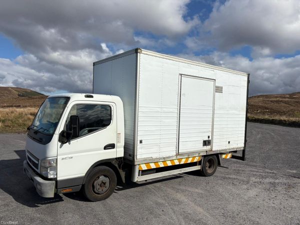 Mitsubishi Canter Chassis Cab, Diesel, 2007, White