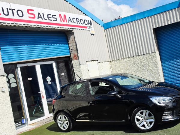 Renault Clio Hatchback, Petrol, 2020, Black
