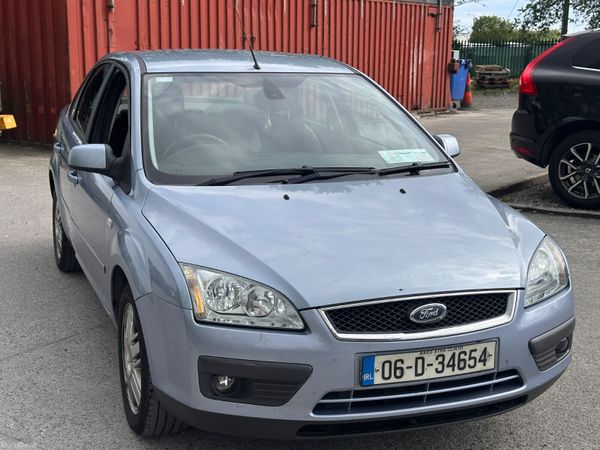Ford Focus Saloon, Petrol, 2006, Blue
