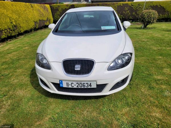 SEAT Leon Hatchback, Petrol, 2011, White