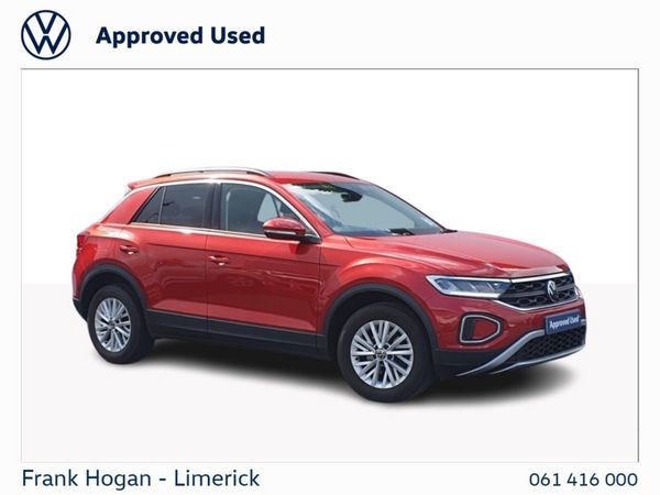 Volkswagen T-Roc SUV, Petrol, 2023, Red