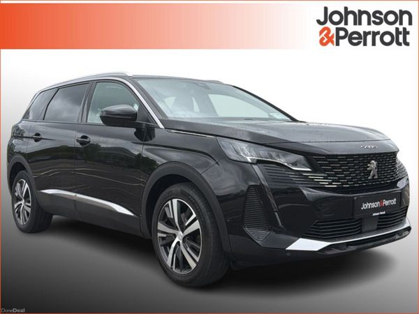Peugeot 5008 MPV, Petrol, 2022, Black
