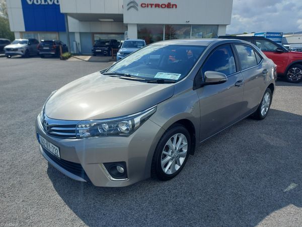 Toyota Corolla Saloon, Diesel, 2014, Bronze